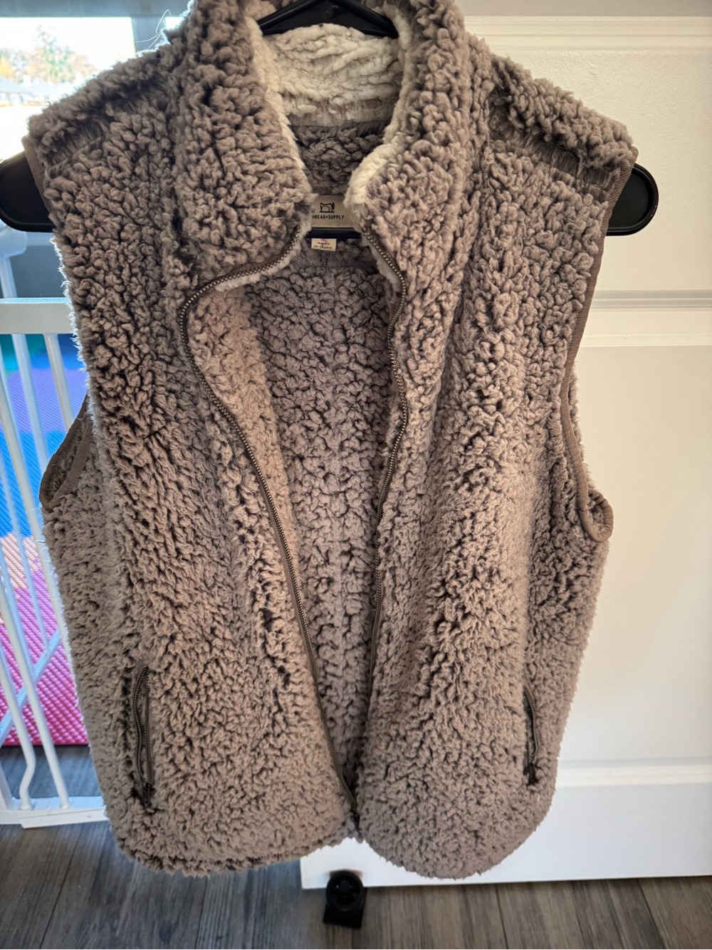 Women’s Sherpa Vest